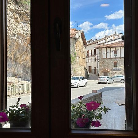 Apartamentos Rurales Ainariak Burgui المظهر الخارجي الصورة
