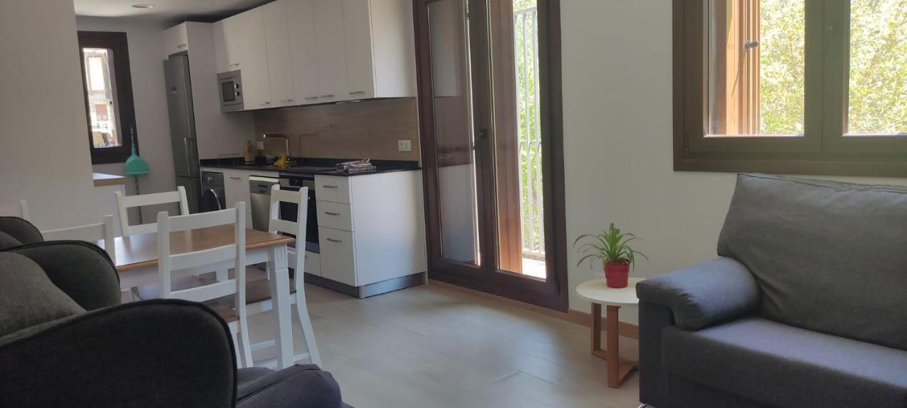 Apartamentos Rurales Ainariak Burgui المظهر الخارجي الصورة